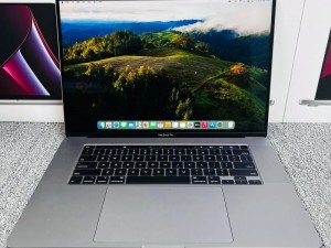 19 岁 macbookpro 日本，工艺精湛，性能卓越