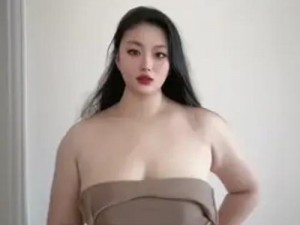 全新正版 BBw 与 wB 和老妇女 特色情趣服装，让你爱不释手